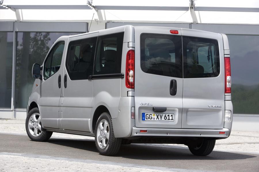  Opel Vivaro Life Tour 2009 года  (фото 23 из 34)